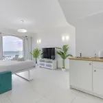 アパート Seafront, With Private Seaview Terrace By 360 Estates セント・ポールズ・ベイ