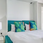 Seafront, With Private Seaview Terrace By 360 Estates アパート *
