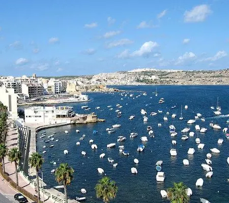 דירה Seafront, With Private Seaview Terrace By 360 Estates סיינט פול ביי