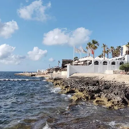 דירה Seafront, With Private Seaview Terrace By 360 Estates