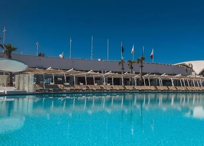 Seafront, With Private Seaview Terrace By 360 Estates Daire