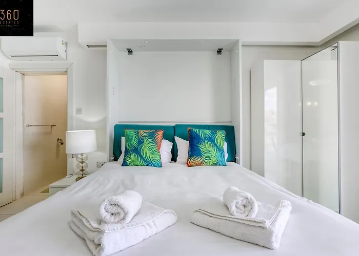 Daire Seafront, With Private Seaview Terrace By 360 Estates *